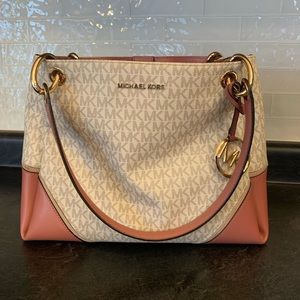 Like new Michael Kors handbag